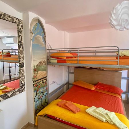 Апартаменты La Casa Di Ida Nel Porto Antico Генуя Экстерьер фото